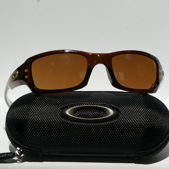 oakley sunglasses specials